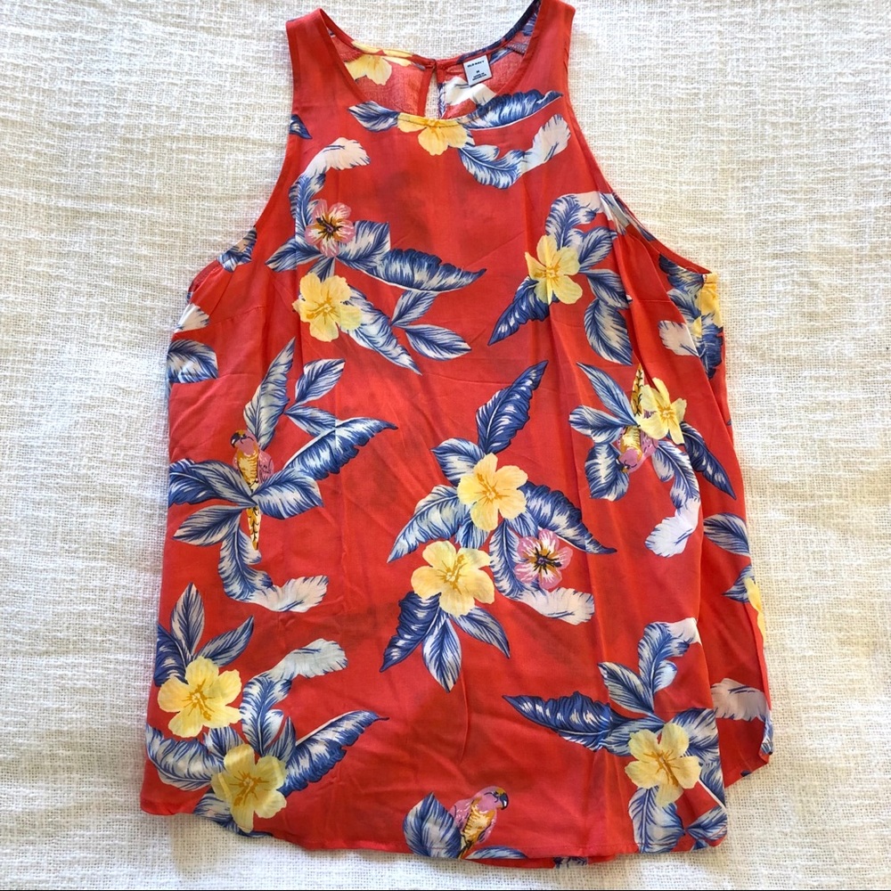 NWT Hawaiian floral print racer tank in size M